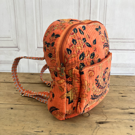 Velvet quilted back packs