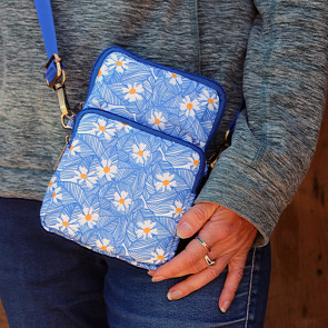 Blue Daisy Phone Bag