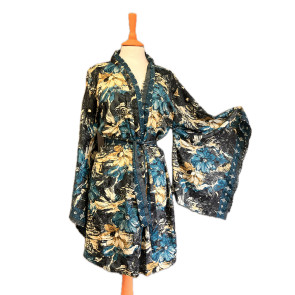 Kimono C04