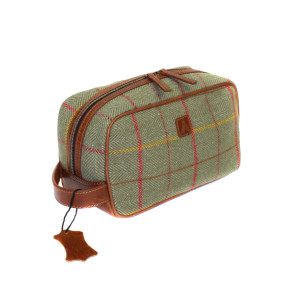 Kielder Toiletry Bag