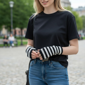 Long Knitted Glove White