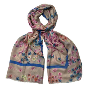 Colourful daisy flower beige